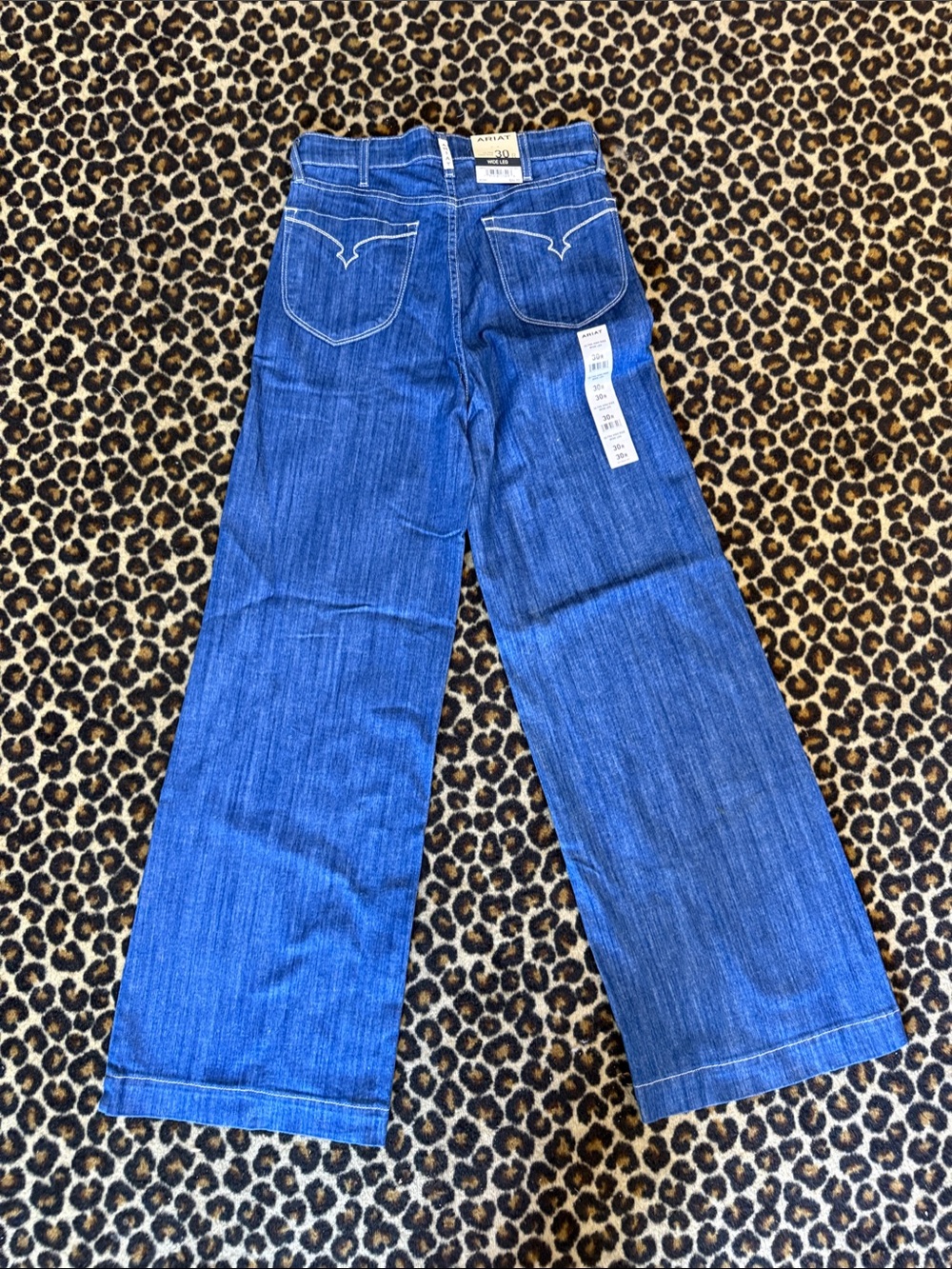 Ultra High Rise Wide Leg Jean - Picture 2 of 3